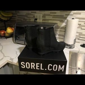 Brand new, Sorel Joan of Arctic 7.5